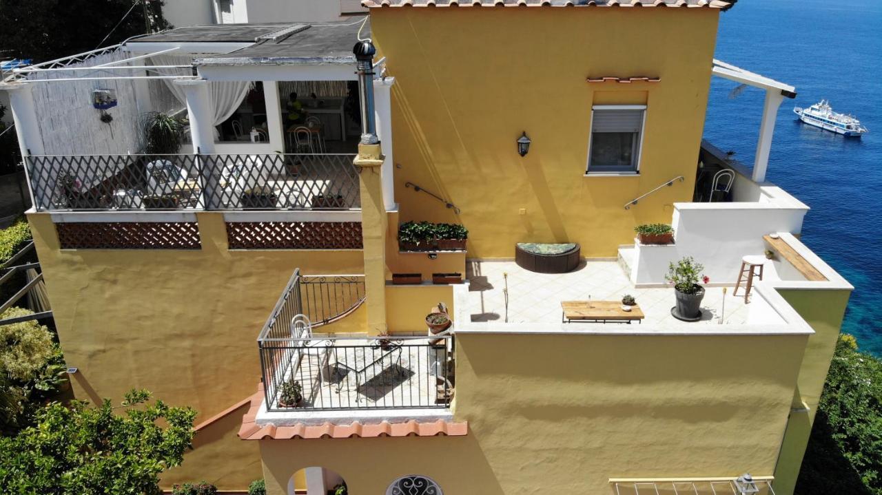 B&B Punta Vivara กาปรี ภายนอก รูปภาพ