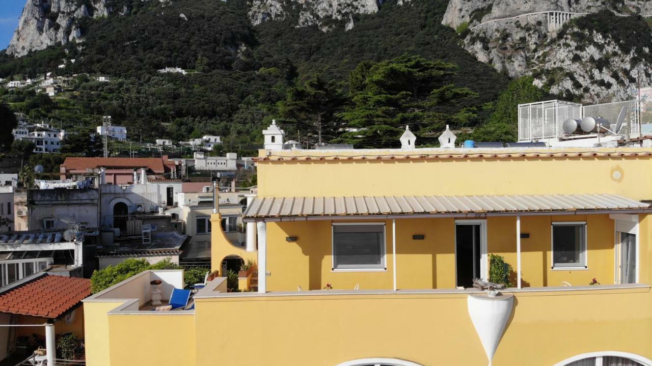 B&B Punta Vivara กาปรี ภายนอก รูปภาพ