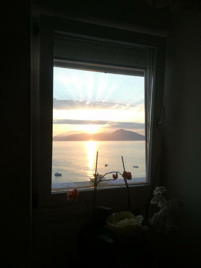 B&B Punta Vivara กาปรี ภายนอก รูปภาพ